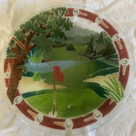 Peggy Karr Fused Glass Trinket Bowl Golf Green Flag Plate 8.25” Gift Collector - Picture 1 of 9